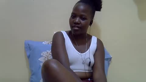 Snapshot of gina_sassy chatting on February 2026 02:19:02 AM Adiliah online show from February 2026 02:19:02 AM