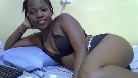 Snapshot of gina_sassy chatting on February 2026 12:00:02 AM Adiliah online show from February 2026 12:00:02 AM