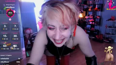 Gina Moor online show from April 2026 05:43:01 PM