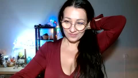 GinaONeon online show from December 2025 08:39:01 PM