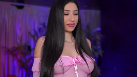 Gina online show from October 2025 06:58:01 PM