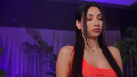 Gina online show from April 2026 07:23:02 PM