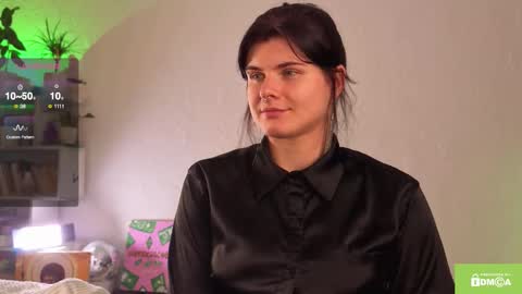 Gina online show from November 2025 03:33:02 PM