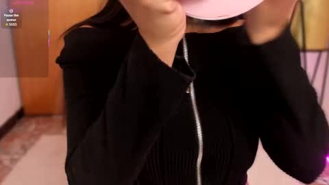 Julie online show from November 2025 01:50:01 AM