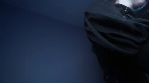        im expecting 350 thumbs up on my altar   online show from March 2025 10:10:01 PM