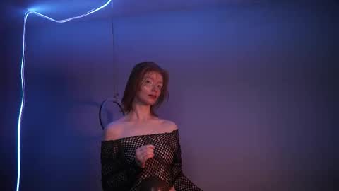        im expecting 350 thumbs up on my altar   online show from November 2025 10:21:02 PM