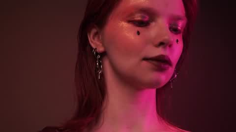        im expecting 350 thumbs up on my altar   online show from July 2026 10:12:02 PM