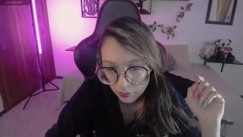 ginny11_ online show from March 2026 12:30:02 PM