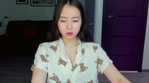 Ginny online show from February 2025 07:49:01 PM