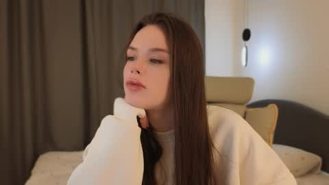 Ginny online show from May 2026 09:05:02 PM