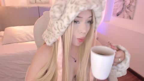 Kendall online show from January 2025 02:42:02 PM