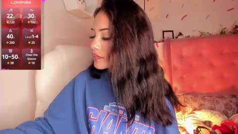 Snapshot of giovanna_oliveira chatting on February 2025 08:06:01 AM Giovanna online show from February 2025 08:06:01 AM