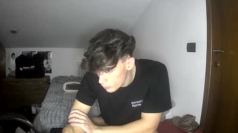 giovyyx online show from February 2026 01:05:02 PM