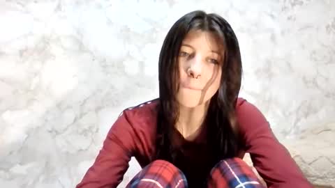 girl_cute007 online show from February 2026 08:05:01 PM