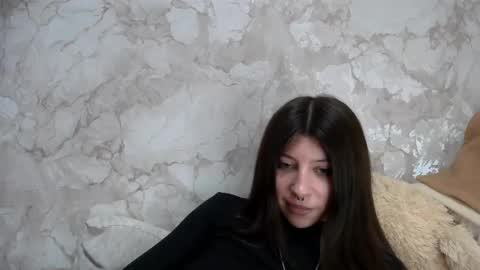 girl_cute007 online show from April 2026 08:28:02 PM