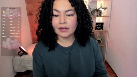 Snapshot of girl_inline chatting on February 2025 08:43:02 PM girl_inline online show from February 2025 08:43:02 PM
