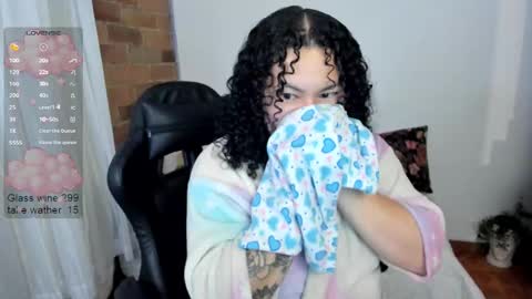Snapshot of girl_inline chatting on February 2025 11:52:01 PM girl_inline online show from February 2025 11:52:01 PM