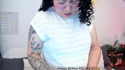 Snapshot of girl_inline chatting on September 2025 12:23:02 AM girl_inline online show from September 2025 12:23:02 AM