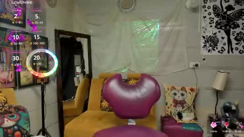 Snapshot of girl_luna_ chatting on September 2025 11:29:02 PM girl_luna_ online show from September 2025 11:29:02 PM