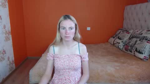 Snapshot of girl_summer97 chatting on September 2025 01:57:02 PM Katia online show from September 2025 01:57:02 PM