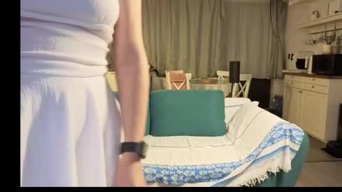 Girlfriend online show from January 2026 03:28:01 PM