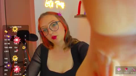 Snapshot of girlsativa chatting on October 2025 09:54:02 PM Maze    Thumbs up online show from October 2025 09:54:02 PM