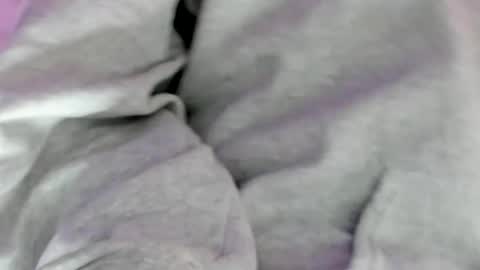 Maze    Thumbs up online show from March 2026 03:51:01 PM