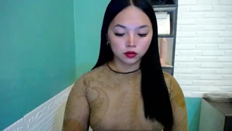 Rhaine online show from April 2026 01:59:02 AM