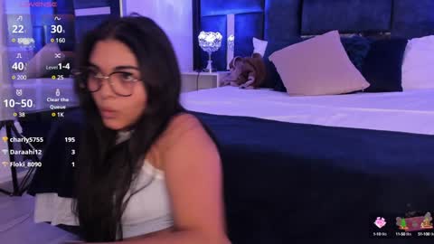     online show from January 2025 05:37:02 PM