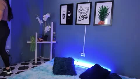     online show from March 2026 10:53:01 AM