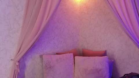 Snapshot of giselamaru chatting on June 2026 10:39:01 AM online show from June 2026 10:39:01 AM