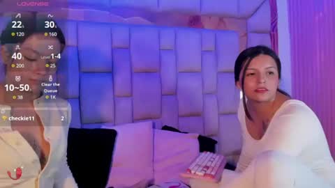Snapshot of gisell_squirt chatting on June 2026 01:39:02 PM gisell_squirt online show from June 2026 01:39:02 PM