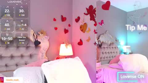 GiselleNoah online show from March 2025 04:02:01 PM