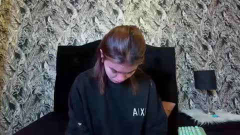 Gissel angel online show from September 2025 08:32:02 PM