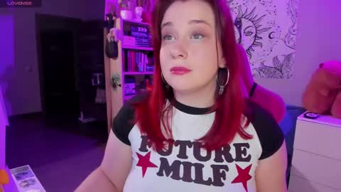 AlexaMillis online show from March 2025 09:42:02 PM