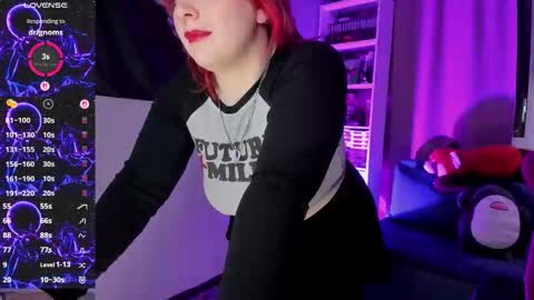 AlexaMillis online show from February 2026 10:52:02 PM