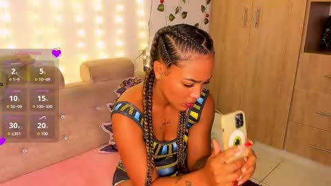 Snapshot of giuliacash chatting on December 2025 12:12:02 PM GiuliaCash online show from December 2025 12:12:02 PM