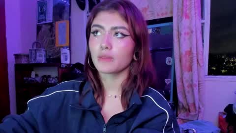 Snapshot of giulietta_mon chatting on December 2024 03:58:01 AM Giulietta online show from December 2024 03:58:01 AM