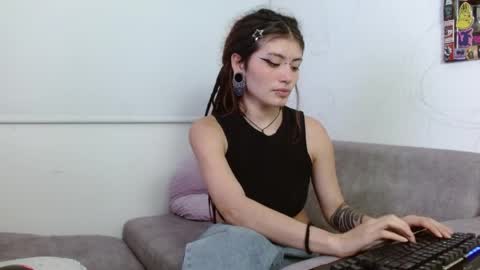 Giulietta online show from May 2026 04:21:02 AM