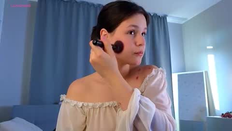 Snapshot of gladysacreman chatting on September 2025 02:57:01 AM Michelle online show from September 2025 02:57:01 AM