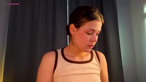 Snapshot of gladysacreman chatting on October 2025 03:14:02 AM Michelle online show from October 2025 03:14:02 AM