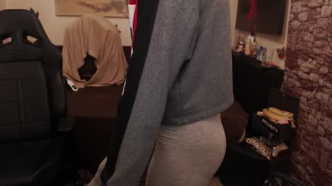 Glamourhottie online show from December 2024 08:44:02 AM