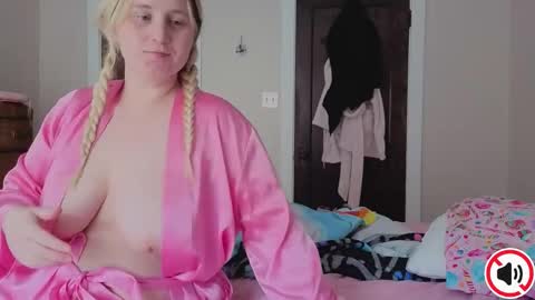 Glitch online show from October 2025 03:44:01 PM