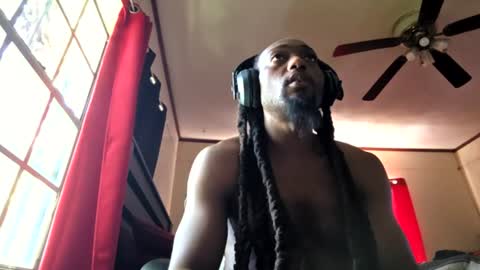 glomightyj online show from June 2026 08:58:01 PM