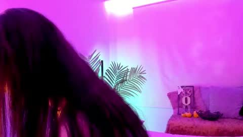 Mimi online show from October 2025 07:02:01 PM