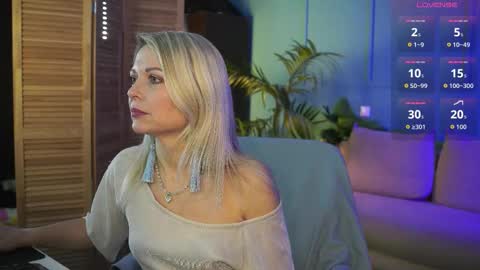 Gloria online show from October 2025 10:40:02 AM