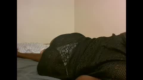 Snapshot of glorious_t chatting on December 2024 09:51:01 AM glorious_t online show from December 2024 09:51:01 AM