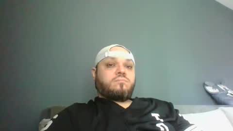 Snapshot of glusgan chatting on February 2025 09:17:02 AM Your boy online show from February 2025 09:17:02 AM