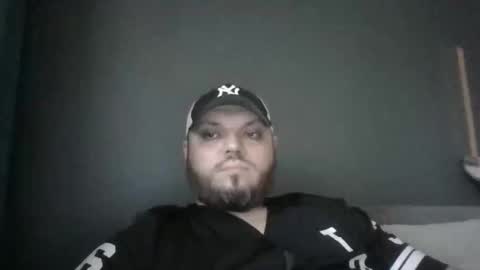 Snapshot of glusgan chatting on February 2025 03:27:01 PM Your boy online show from February 2025 03:27:01 PM