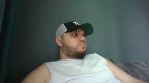 Snapshot of glusgan chatting on March 2025 07:32:01 AM Your boy online show from March 2025 07:32:01 AM